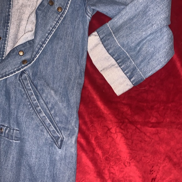 Urban Outfitters 2000s Blue Denim Long Frayed Hem Snap Button Jacket Size Small - Picture 6 of 9